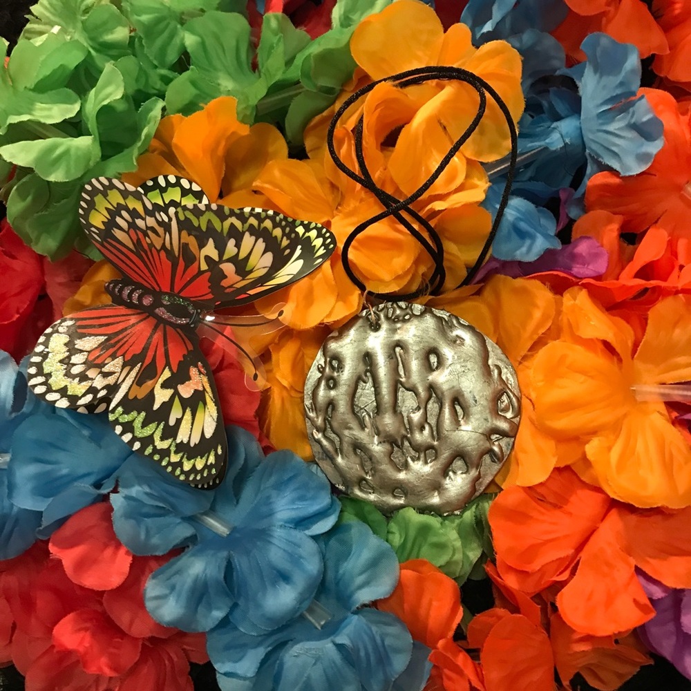 Reversible Round Handmade Necklace